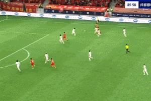 神了！刘殿座力拒刘若钒单刀，短时间内两次精彩扑救